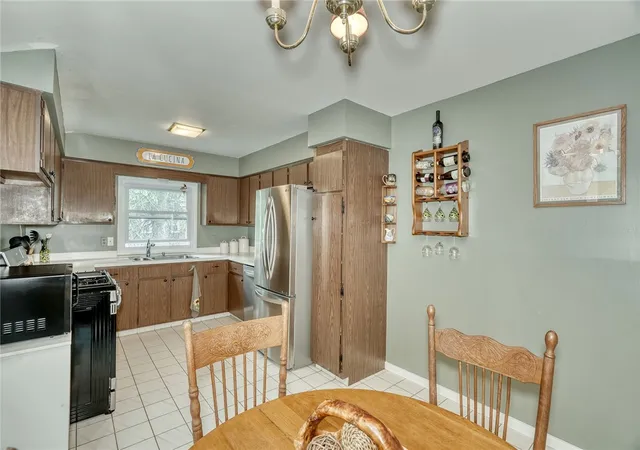 Homes for sale in Perinton, NY | 16 Red Barn Cir Cir, Perinton, NY 14534 | MLS# R1693394