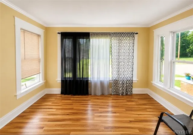 Listing Photo 4 - Condo for sale in building located at 328 Jewett Ave, Buffalo, NY 14214