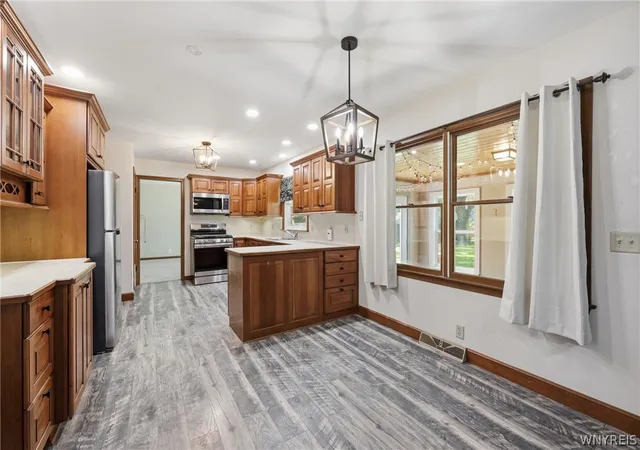 Photo 3 of Sale Pending at 3605 Bonnie Ln, Hamburg, NY 14075 | MLS# B1693391 | Listing updated on 2026-07-02