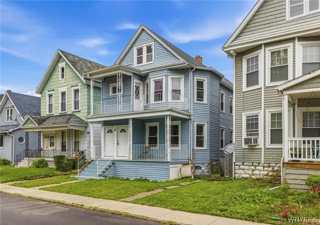 Photo 2 of Sale Pending at 258 Laurel St, Buffalo, NY 14208 | MLS# B1693405 | Listing updated on 2026-07-31