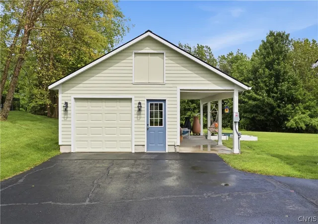 Homes for sale in Camillus, NY | 1014 Wheatfield, Camillus, NY 13031 | MLS# S1691698