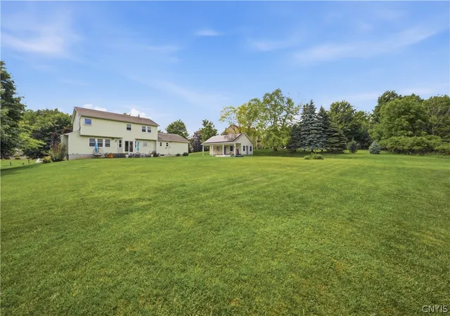 Homes for sale in Camillus, NY | 1014 Wheatfield, Camillus, NY 13031 | MLS# S1691698