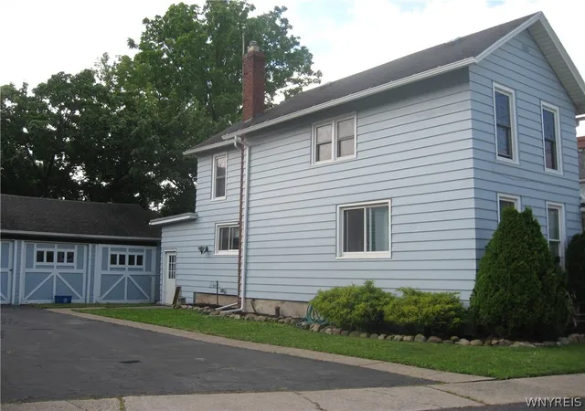 Homes for sale in Batavia City, NY | 8 Willow St, Batavia City, NY 14020 | MLS# B1693186