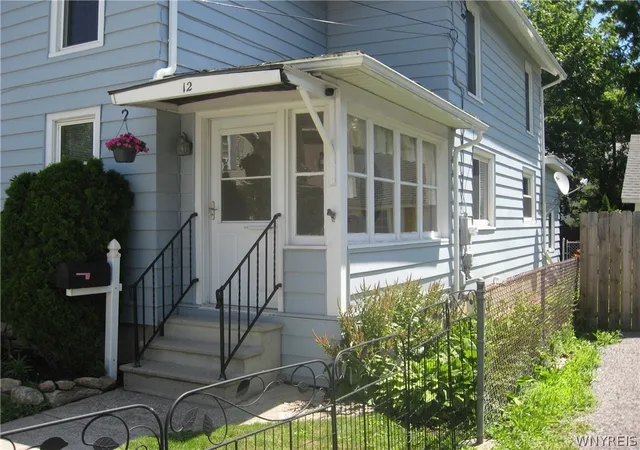 Homes for sale in Batavia City, NY | 8 Willow St, Batavia City, NY 14020 | MLS# B1693186