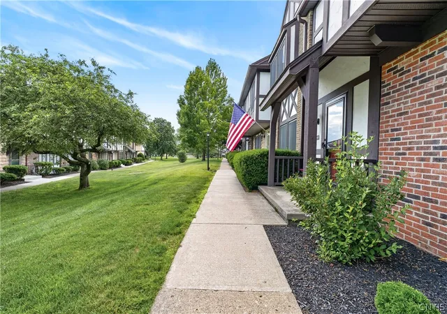 Homes for sale in Penfield, NY | 149 New Wickham Dr, Penfield, NY 14526 | MLS# S1692574