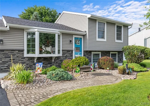 Homes for sale in Clay, NY | 8138 Portobello, Clay, NY 13090 | MLS# S1692942