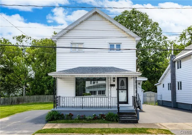 Homes for sale in Herkimer, NY | 360 Eureka Ave, Herkimer, NY 13350 | MLS# S1692959