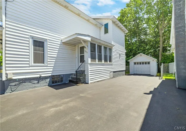 Homes for sale in Herkimer, NY | 360 Eureka Ave, Herkimer, NY 13350 | MLS# S1692959