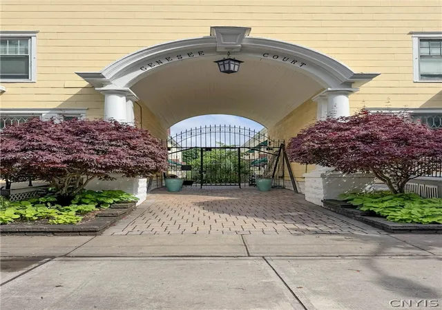 1st image of 7 Genesee Ct, Utica, NY 13502 | MLS# S1693461