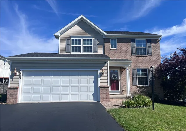 Homes for sale in Canandaigua Town, NY | 3323 Dandelion Trl, Canandaigua Town, NY 14424 | MLS# R1689956