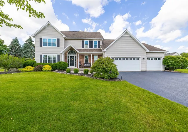 Homes for sale in Ogden, NY | 48 Quail Ln, Ogden, NY 14624 | MLS# R1693418