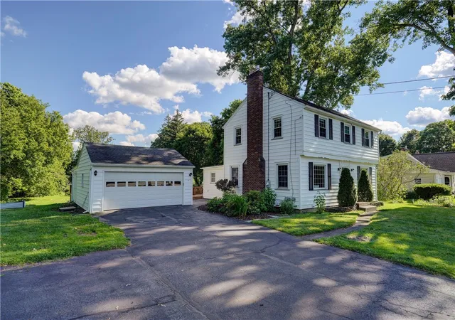3rd image of 3705 Chili Ave, Rochester, NY 14624 | MLS# R1692628
