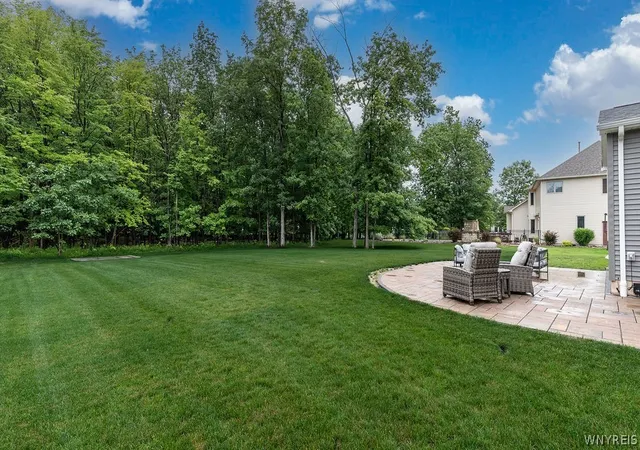 Homes for sale in Grand Island, NY | 270 Forest Creek Ln, Grand Island, NY 14072 | MLS# B1689602