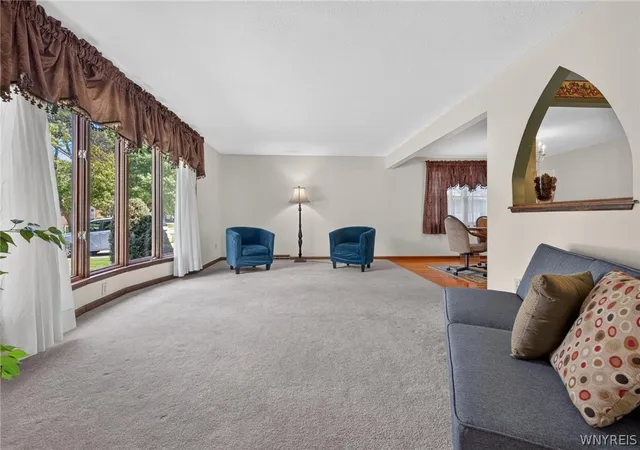 Homes for sale in West Seneca, NY | 72 Carmelite Dr, West Seneca, NY 14224 | MLS# B1693330