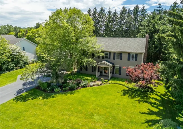 1st image of 129 Caversham Woods, Pittsford, NY 14534 | MLS# R1692193