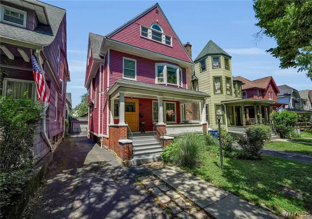 Photo 1 of Sale Pending at 412 Ashland Ave, Buffalo, NY 14222 | MLS# B1692274 | Listing updated on 2026-07-30