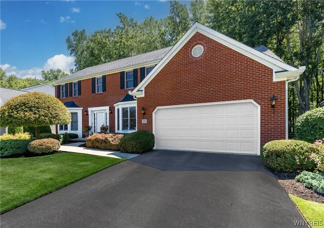 Homes for sale in East Amherst, NY | 59 Lillyridge Dr, East Amherst, NY 14051 | MLS# B1692800