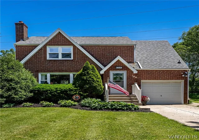 Photo 1 of Sale Pending at 186 Ridgewood Dr, Buffalo, NY 14226 | MLS# B1693490 | Listing updated on 2026-07-22