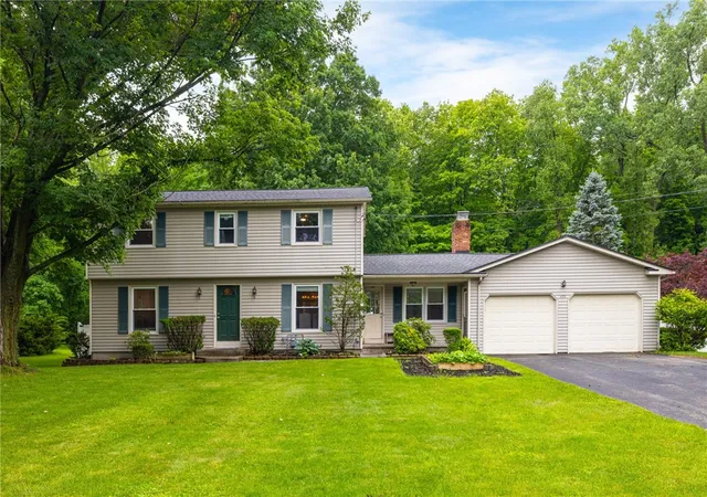 2nd image of 455 Reeves Rd, Pittsford, NY 14534 | MLS# R1692757