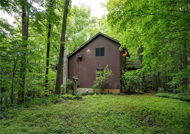 Photo 4 of Sale Pending at 2880 Arcadia Zurich Norris Rd, Newark, NY 14513 | MLS# R1693107 | Listing updated on 2026-07-13
