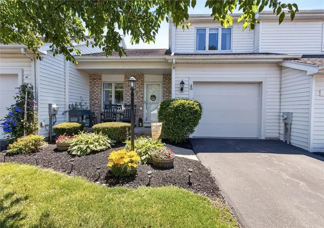 Homes for sale in Perinton, NY | 23 Dearfield Ct, Perinton, NY 14450 | MLS# R1693469