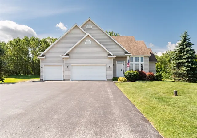 Homes for sale in Batavia, NY | 3420 Rose Rd, Batavia, NY 14020 | MLS# R1692781