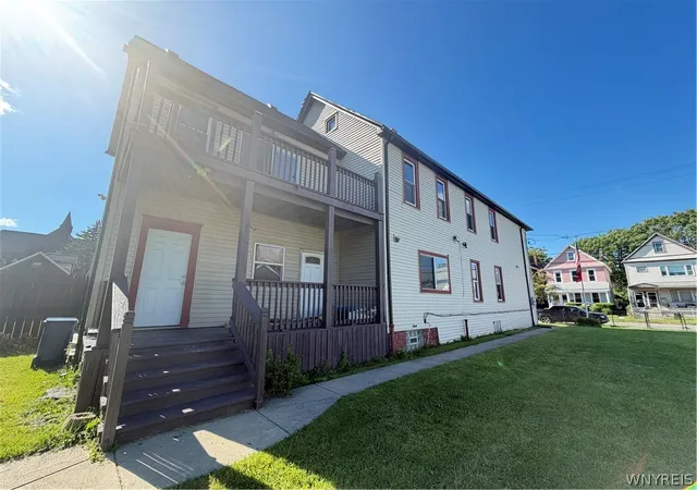 Listing Photo 5 - Condo for sale in building located at 155 Oconnell Ave, Buffalo, NY 14204