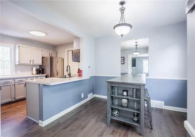 5th image of 105 Oneta Rd, Irondequoit, NY 14617 | MLS# R1693607