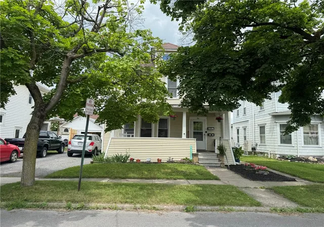 Homes for sale in Geneva City, NY | 50 Avenue E St, Geneva City, NY 14456 | MLS# R1693618