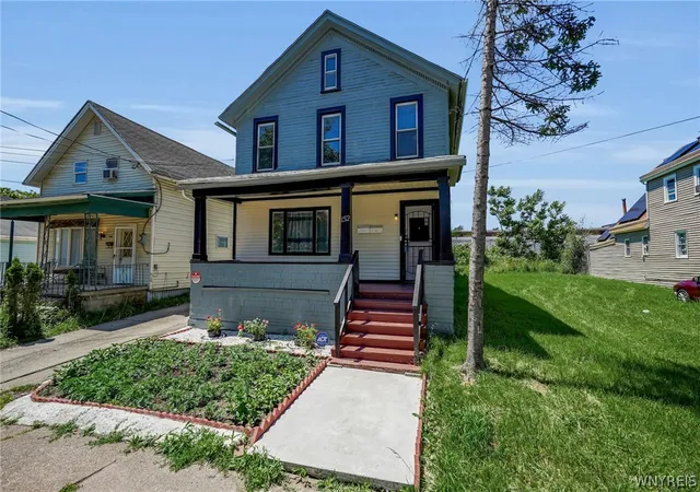 Photo 1 of Sale Pending at 152 Lewis St, Buffalo, NY 14206 | MLS# B1692572 | Listing updated on 2026-07-24