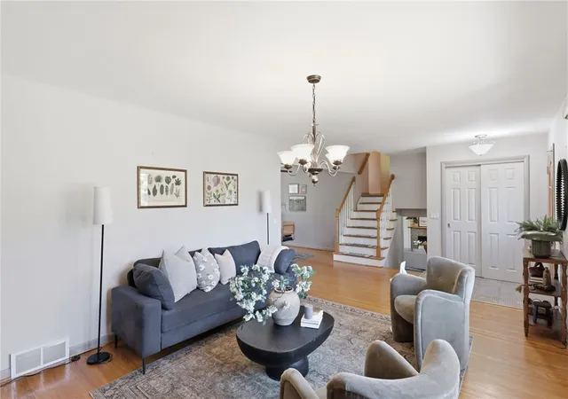 4th image of 81 Minocqua Dr, Irondequoit, NY 14617 | MLS# R1692584