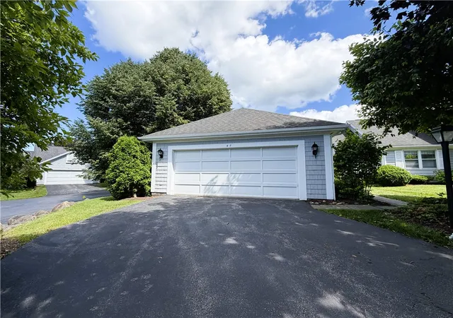 2nd image of 47 Greenwood Park, Pittsford, NY 14534 | MLS# R1691305
