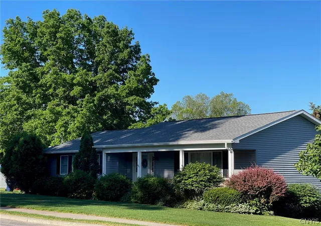 3rd image of 325 Betsinger Rd, Sherrill, NY 13461 | MLS# S1690244