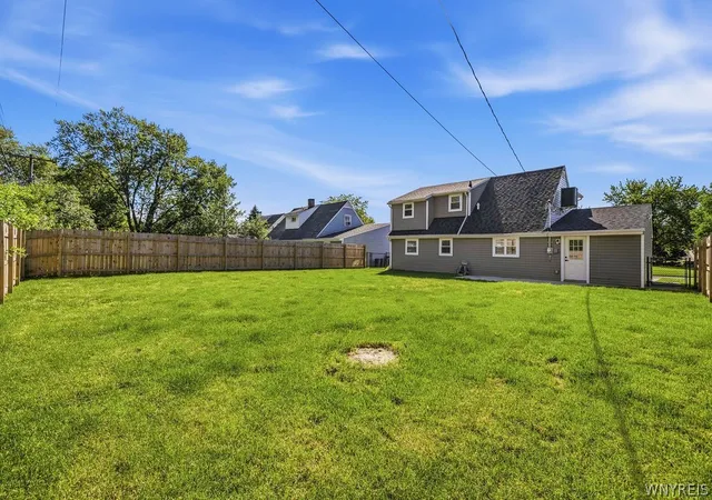 Homes for sale in Grand Island, NY | 1169 La Salle Ave, Grand Island, NY 14072 | MLS# B1693257