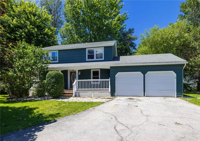 Photo 1 of Sale Pending at 1555 Trefoil Ct, Walworth, NY 14568 | MLS# R1693656 | Listing updated on 2026-07-25