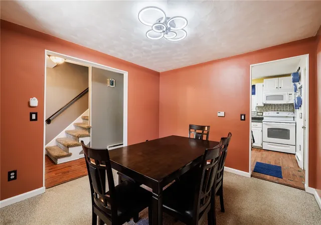 Photo 5 of Sale Pending at 1555 Trefoil Ct, Walworth, NY 14568 | MLS# R1693656 | Listing updated on 2026-07-25