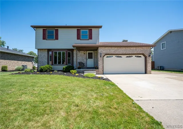Homes for sale in West Seneca, NY | 26 Harwood Rd, West Seneca, NY 14224 | MLS# B1691553