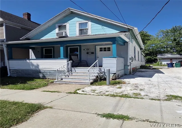 Homes for sale in Buffalo, NY | 38 Johnson St, Buffalo, NY 14212 | MLS# B1693651