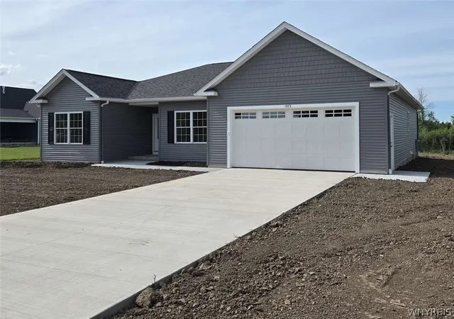 4th image of 1973 Bedell Rd, Grand Island, NY 14072 | MLS# B1693678