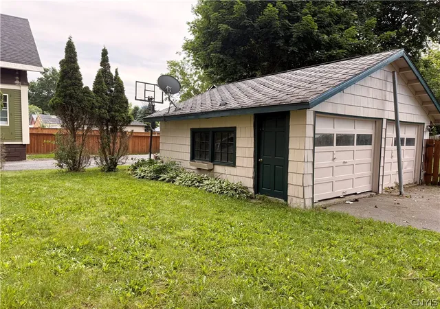 Homes for sale in Watertown City, NY | 139 Monroe Ave, Watertown City, NY 13601 | MLS# S1691164