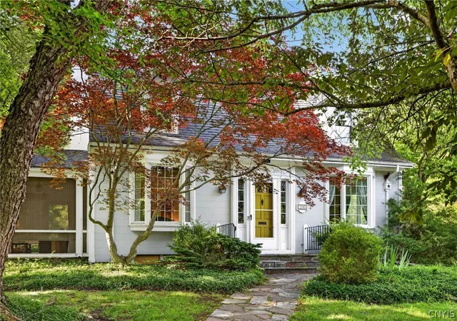1st image of 100 Shirley Rd, Syracuse, NY 13224 | MLS# S1693502