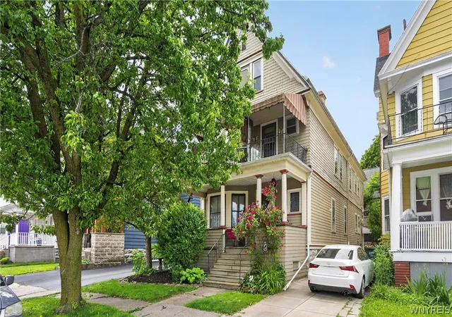 Photo 2 of Sale Pending at 289 Auburn Ave, Buffalo, NY 14213 | MLS# B1693457 | Listing updated on 2026-08-03