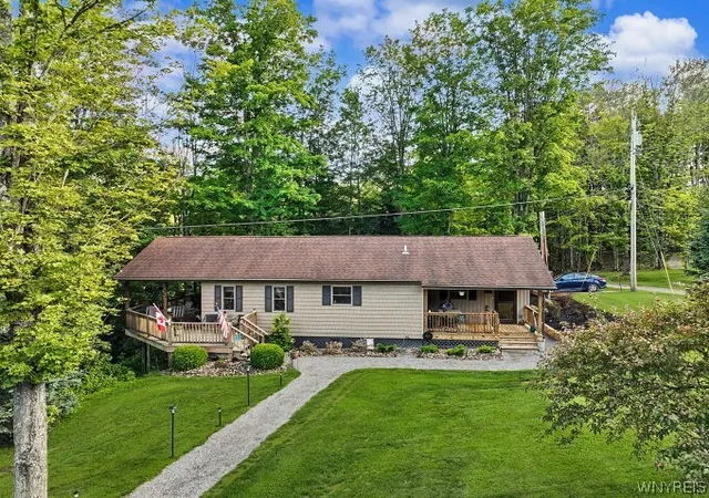 Homes for sale in Rushford, NY | 8545 Glen Rd, Rushford, NY 14777 | MLS# B1693129