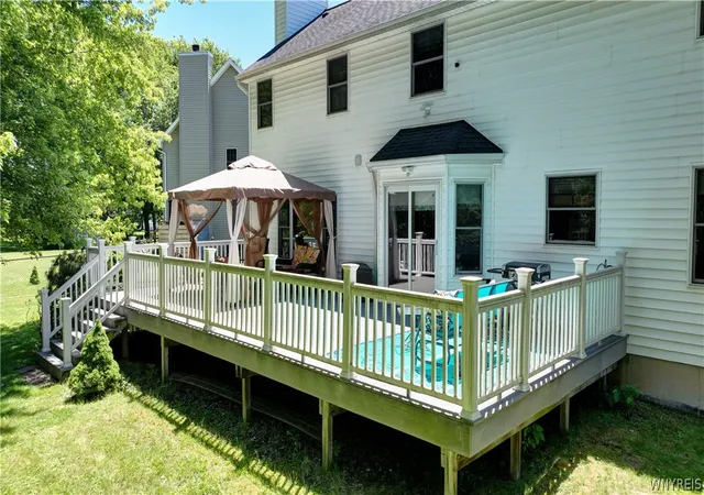 2nd image of 59 Fawn Meadows Ct, Getzville, NY 14068 | MLS# B1693684