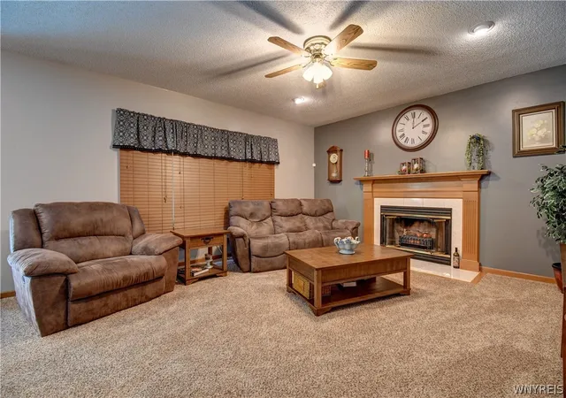 4th image of 59 Fawn Meadows Ct, Getzville, NY 14068 | MLS# B1693684
