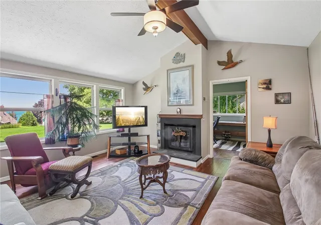 5th image of 536 Lake Rd, Webster, NY 14580 | MLS# R1693586