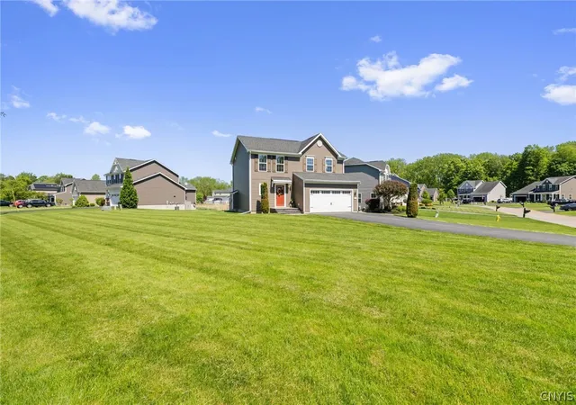Homes for sale in Camillus, NY | 101 Weeping Willow, Camillus, NY 13031 | MLS# S1692991