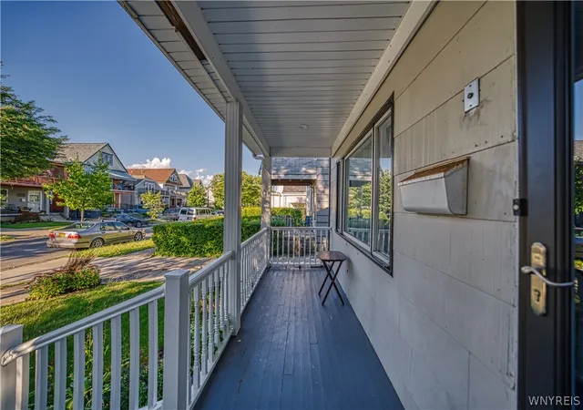 Photo 3 of Sale Pending at 113 Massachusetts Ave, Buffalo, NY 14213 | MLS# B1693712 | Listing updated on 2026-07-30