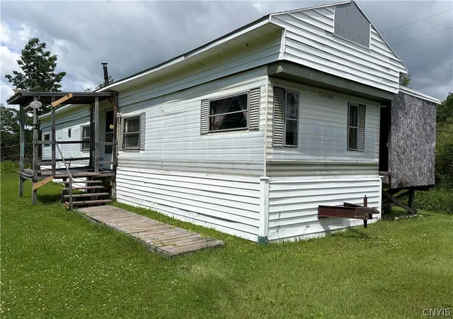 Homes for sale in Lee, NY | 9962 Capron Rd, Lee, NY 13363 | MLS# S1693692
