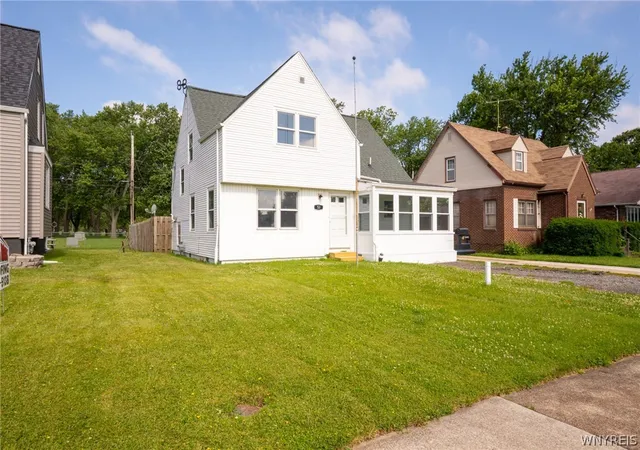 Homes for sale in Lackawanna, NY | 53 S Shore Blvd, Lackawanna, NY 14218 | MLS# B1693286
